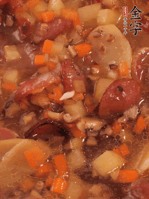 加大半碗水，沒過大部分食材